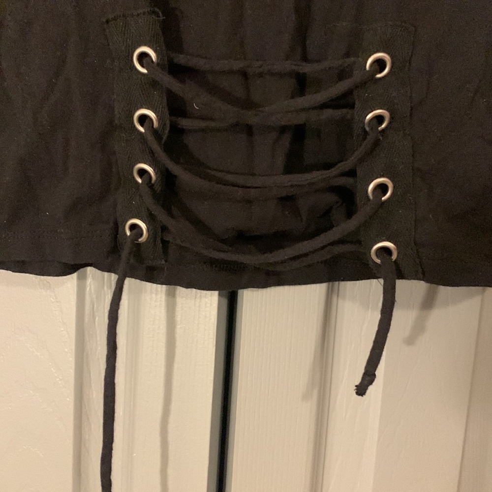 LADIES TOP - Picture 2 of 2